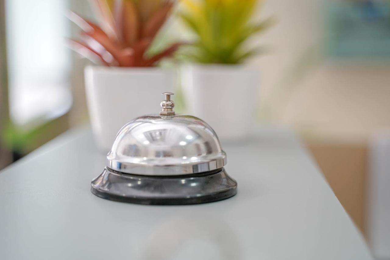 Hostal Nevot Granada Dış mekan fotoğraf