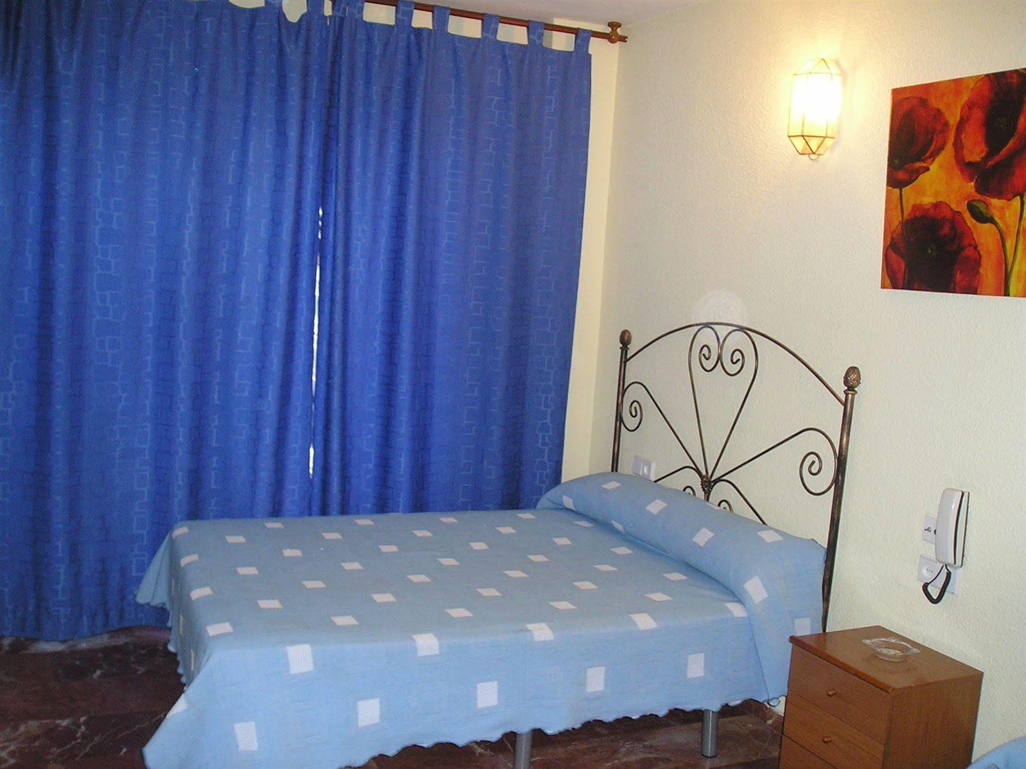 Hostal Nevot Granada Dış mekan fotoğraf