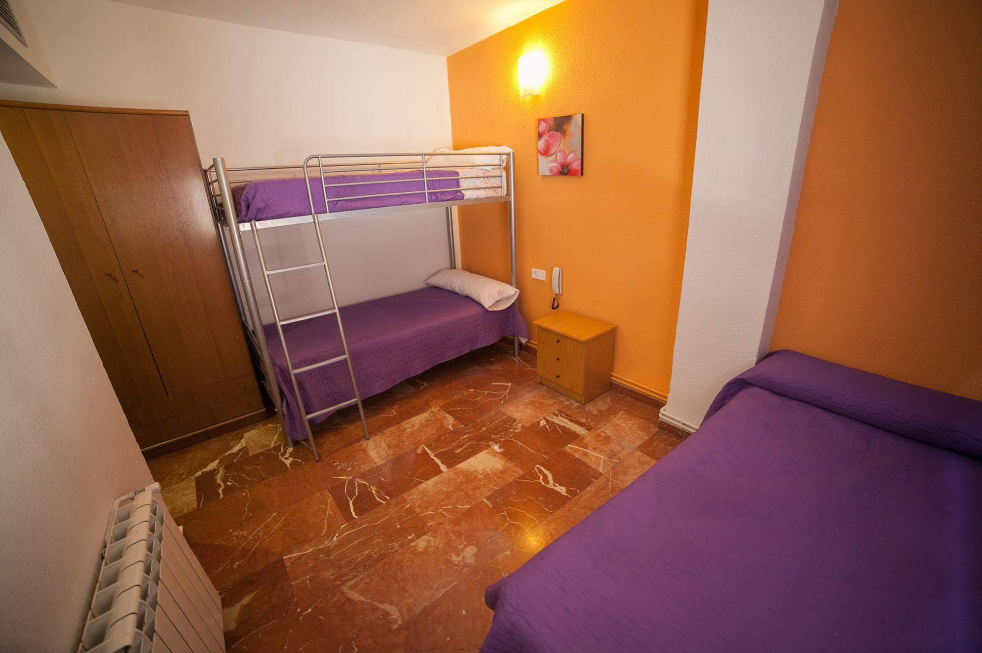 Hostal Nevot Granada Dış mekan fotoğraf