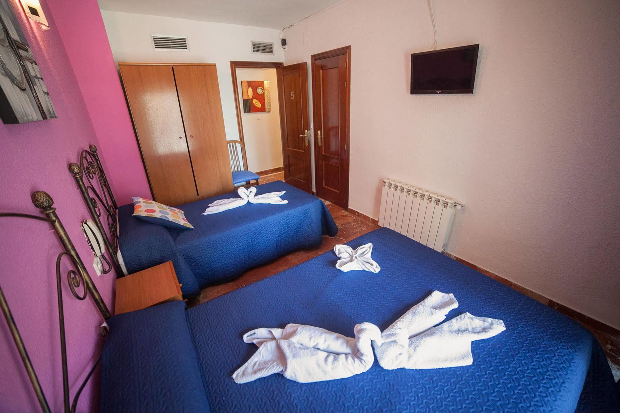 Hostal Nevot Granada Dış mekan fotoğraf
